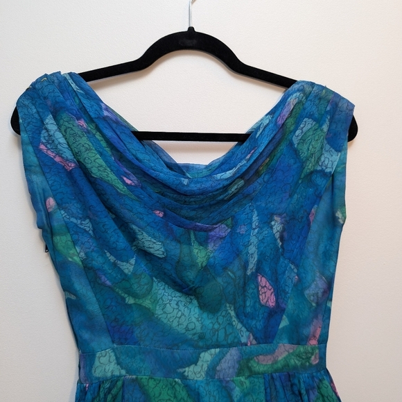 Vintage 1950s Handmade Silk Dress with Jacket - Picture 6 of 9